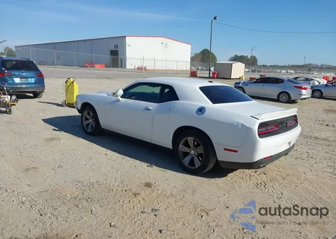 2019 Dodge Challenger Sxt z USA, uszkodzony, nr VIN 2C3CDZAGXKH751756